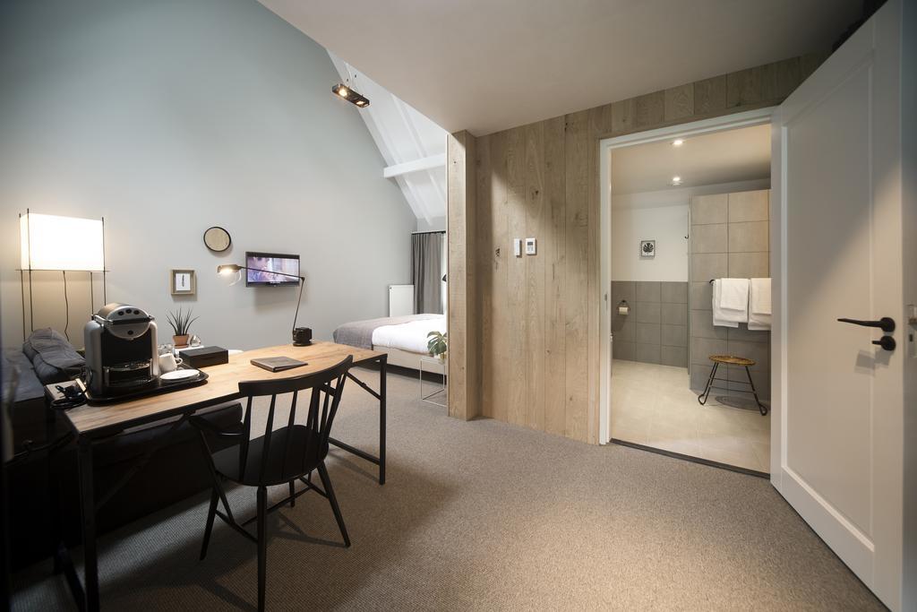 Junior Suite,323864932:JPEG